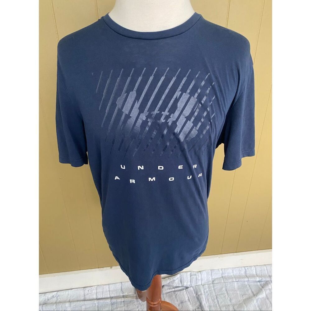Under Armour men L heatgear loose fit short sleeve crewneck t-shirt navy blue